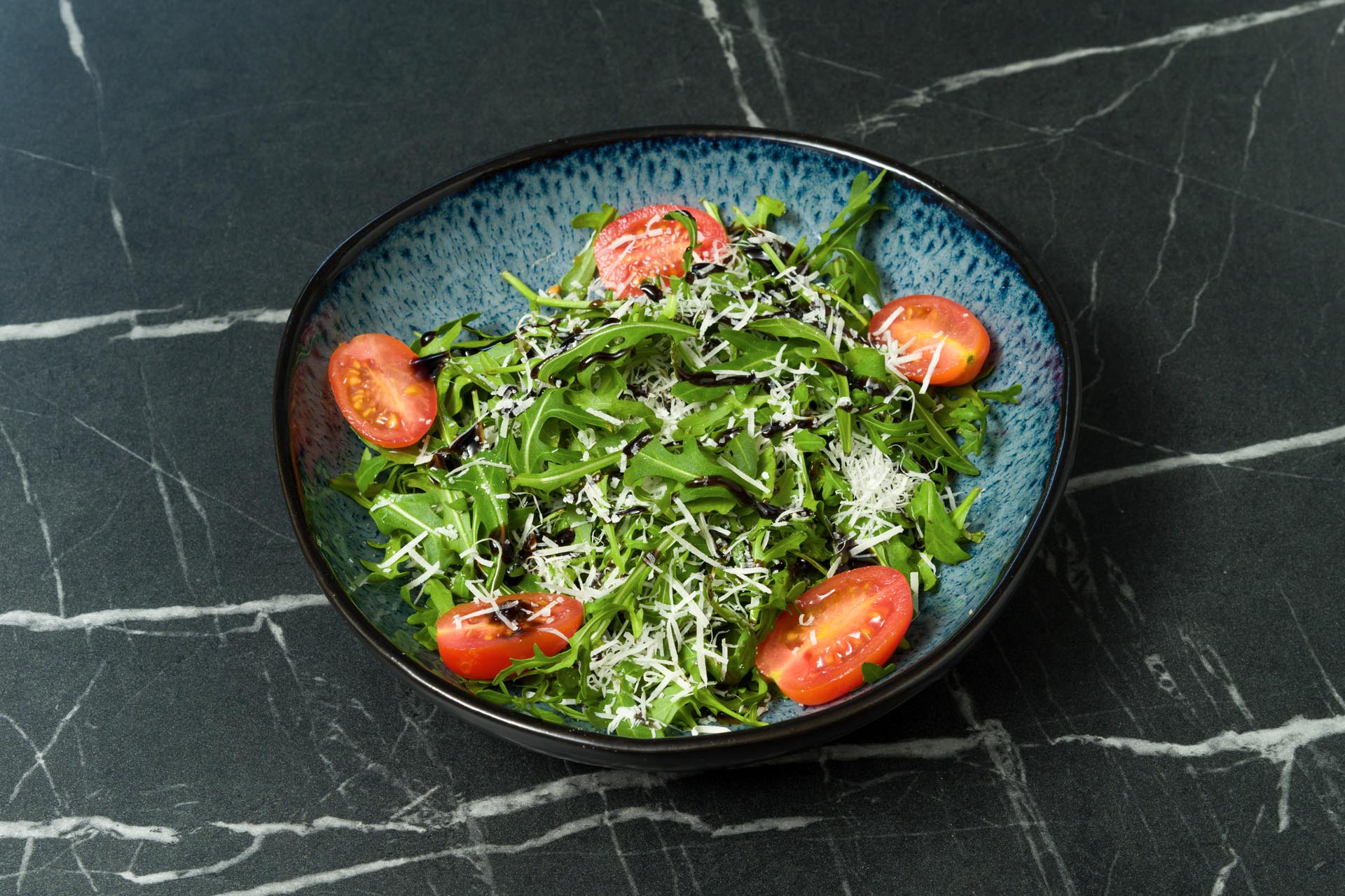Insalata Rucola e Parmigiano  – jetzt in Graz bestellen