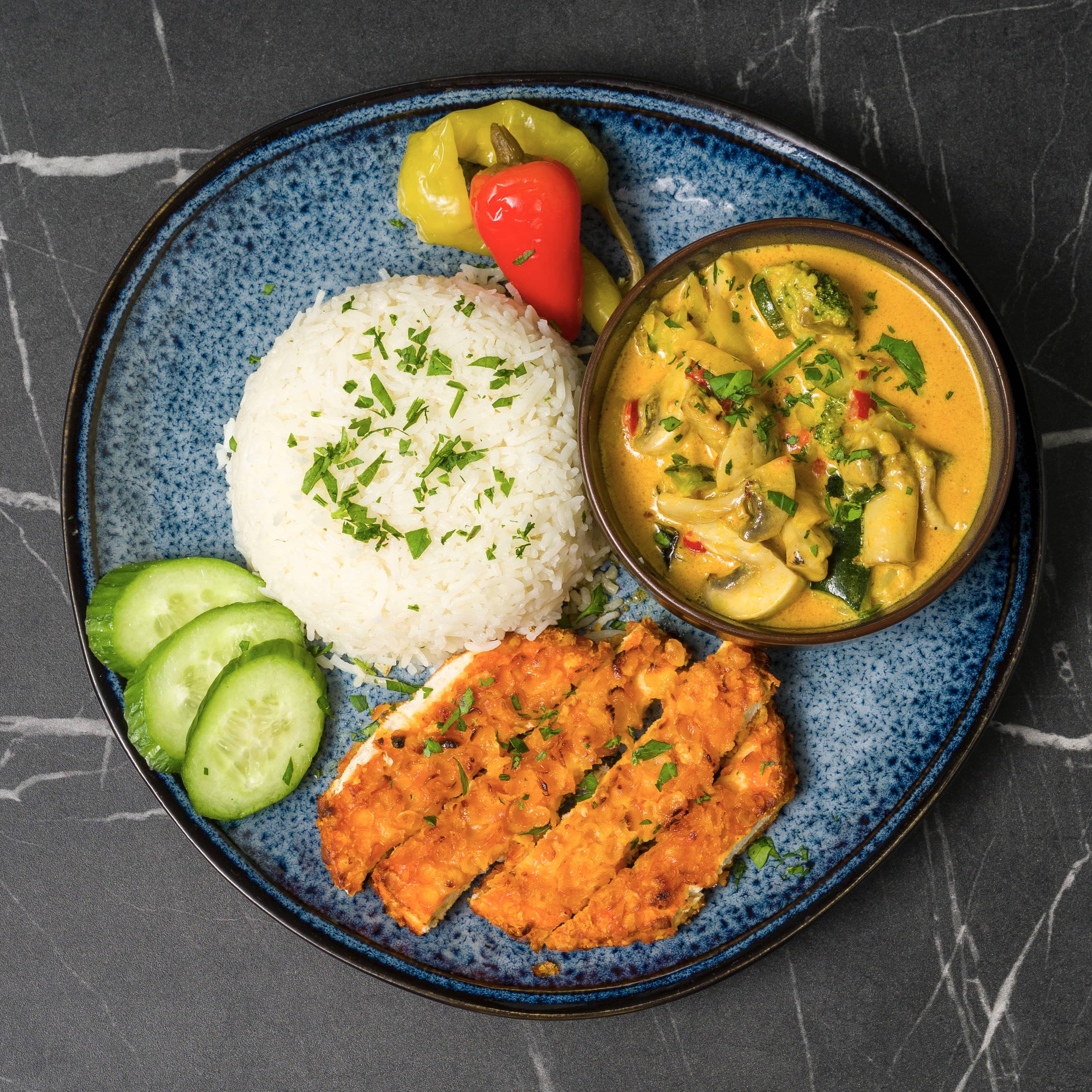 REIS MIT KRIPSY CHICKEN – jetzt in Graz bestellen